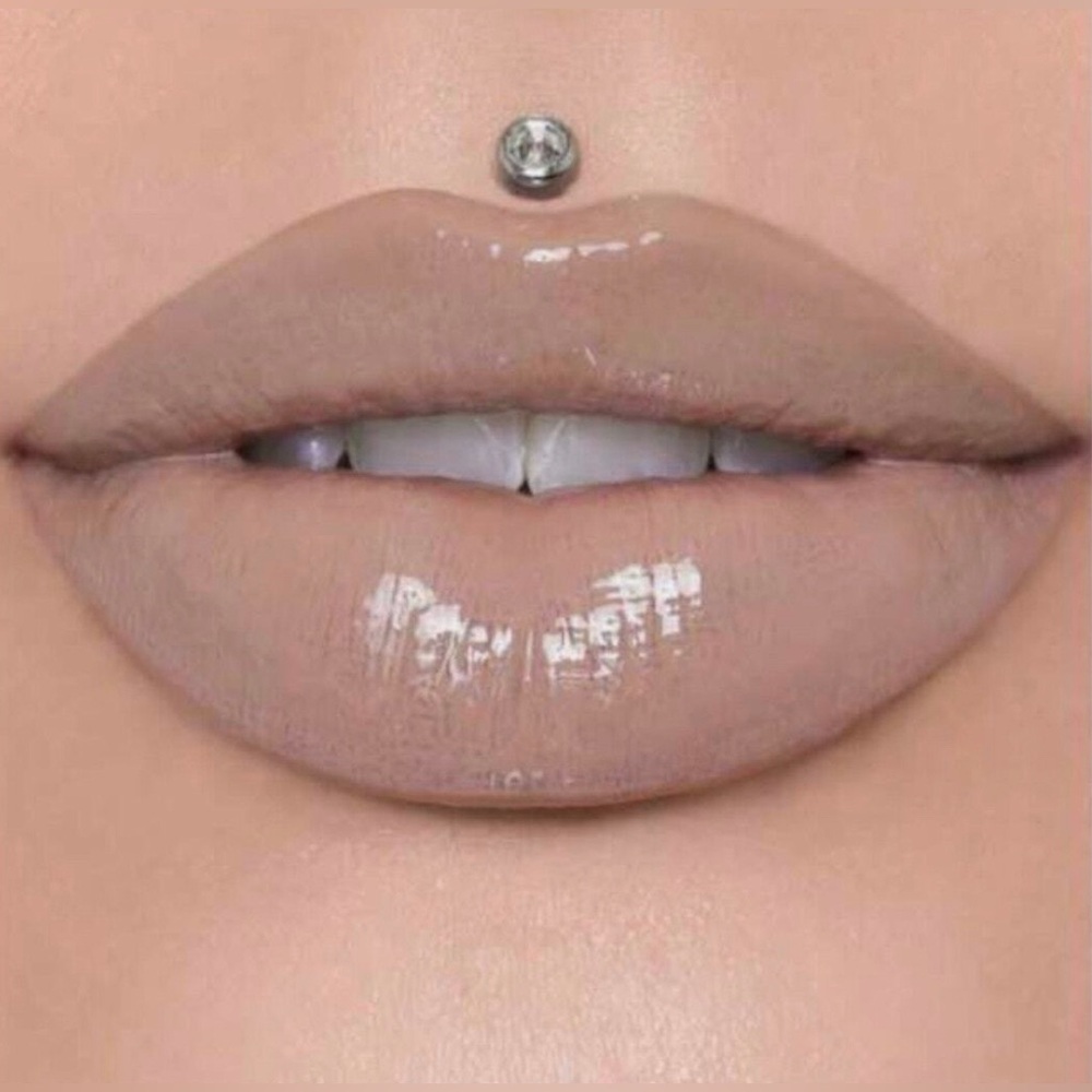 New Jeffree Star Silk Rope The Gloss Lipgloss Lip Color
